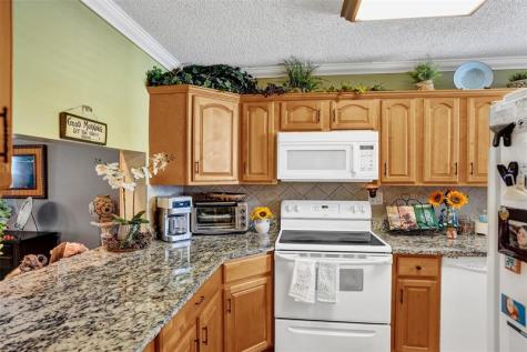 8415 Forest Hills Drive Coral Springs FL 33065