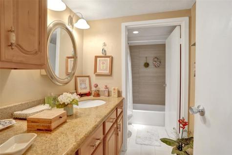 8415 Forest Hills Drive Coral Springs FL 33065