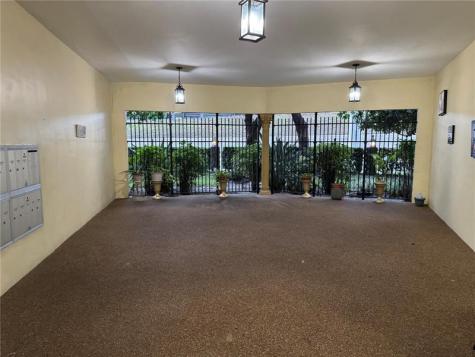 5111 W Oakland Park Boulevard Lauderdale Lakes FL 33313