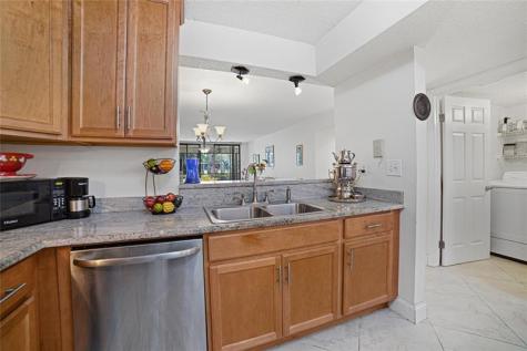 7653 NW 79th Avenue Tamarac FL 33321
