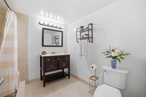 7653 NW 79th Avenue Tamarac FL 33321