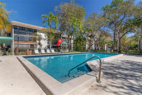 7653 NW 79th Avenue Tamarac FL 33321