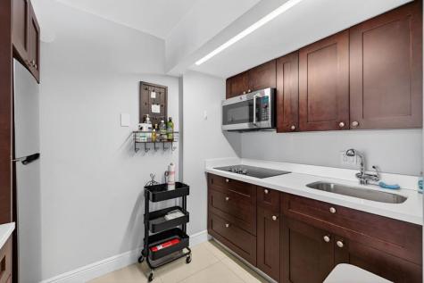 209 N Fort Lauderdale Beach Boulevard Fort Lauderdale FL 33304
