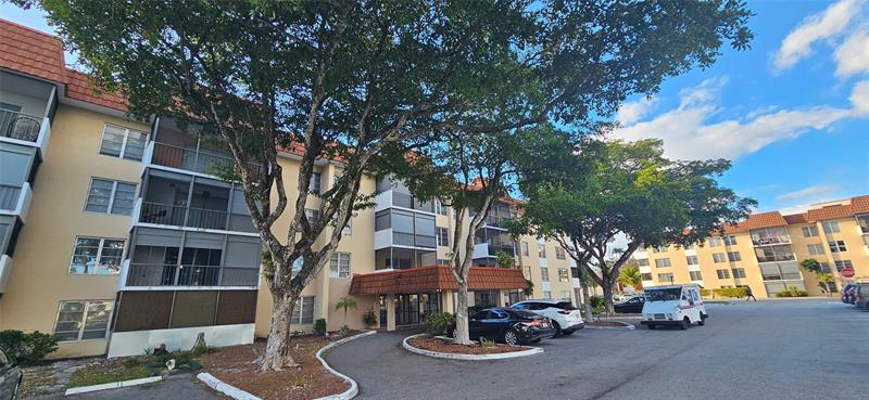 4156 Inverrary Drive Lauderhill FL 33319