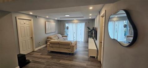 4156 Inverrary Drive Lauderhill FL 33319