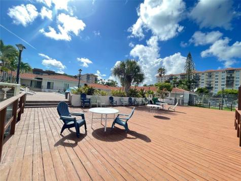 4156 Inverrary Drive Lauderhill FL 33319