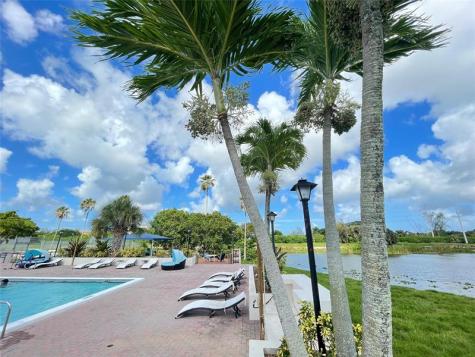 4156 Inverrary Drive Lauderhill FL 33319