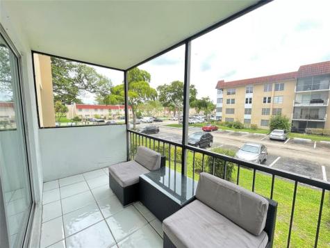 4156 Inverrary Drive Lauderhill FL 33319