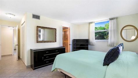 441 SE 3rd Street Dania Beach FL 33004