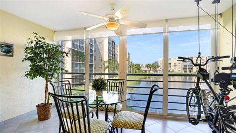 441 SE 3rd Street Dania Beach FL 33004