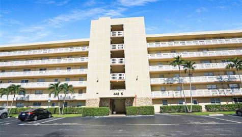 441 SE 3rd Street Dania Beach FL 33004