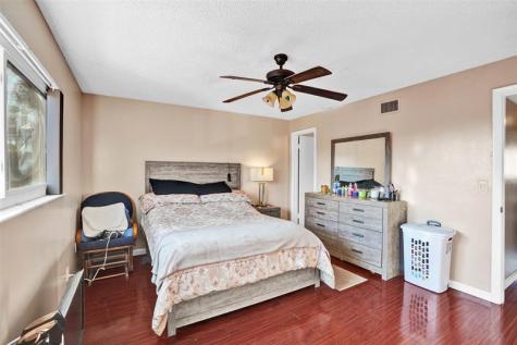 8081 NW 11th Street Margate FL 33063