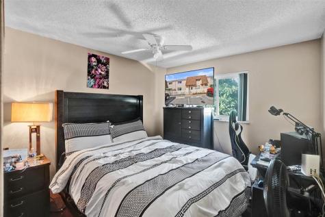 8081 NW 11th Street Margate FL 33063