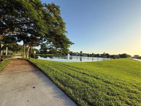 9237 NW 9th Place Plantation FL 33324