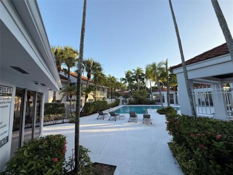 9237 NW 9th Place Plantation FL 33324