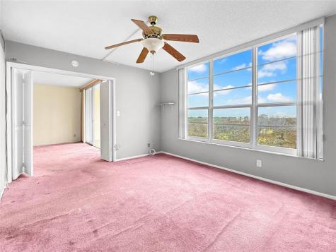 605 Oaks Drive Pompano Beach FL 33069