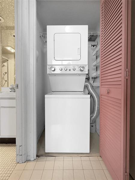 605 Oaks Drive Pompano Beach FL 33069