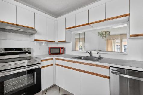 650 SW 124th Terrace Pembroke Pines FL 33027