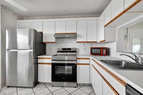 650 SW 124th Terrace Pembroke Pines FL 33027