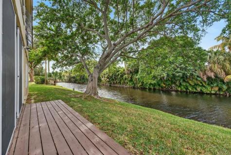101 NW 76th Avenue Margate FL 33063