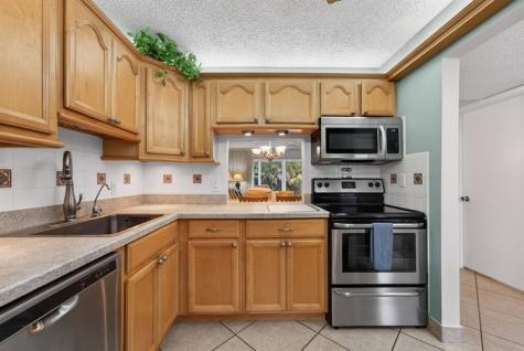 101 NW 76th Avenue Margate FL 33063