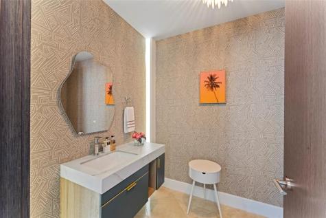 5959 Collins Avenue Miami Beach FL 33140