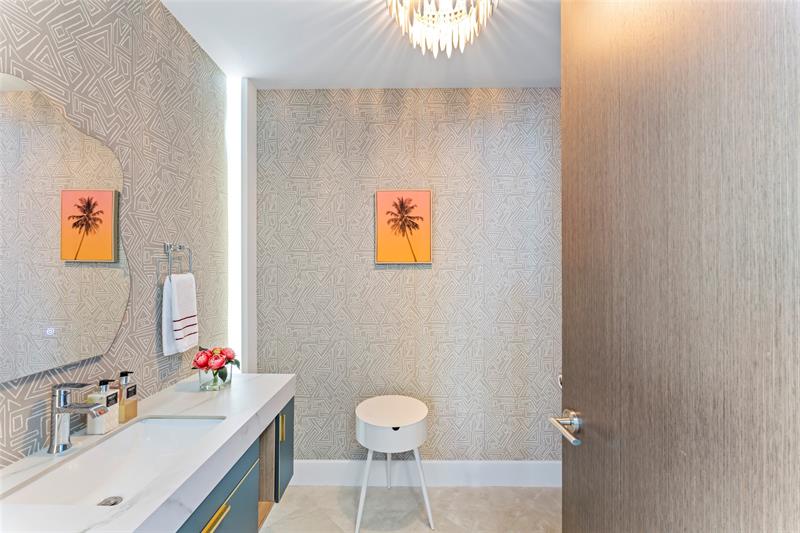 5959 Collins Avenue Miami Beach FL 33140