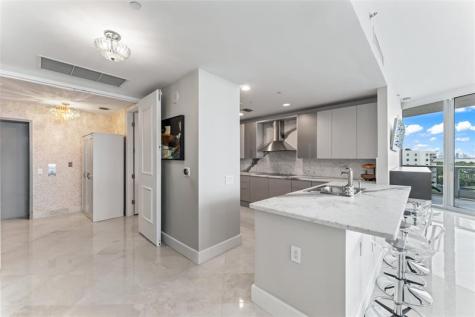 5959 Collins Avenue Miami Beach FL 33140