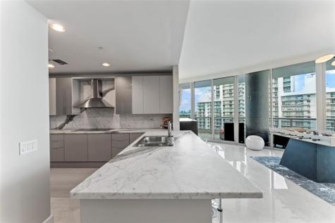 5959 Collins Avenue Miami Beach FL 33140
