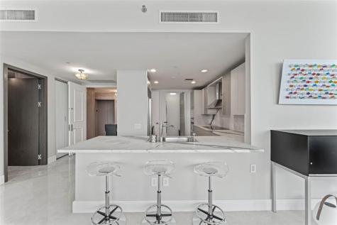 5959 Collins Avenue Miami Beach FL 33140