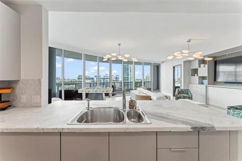 5959 Collins Avenue Miami Beach FL 33140