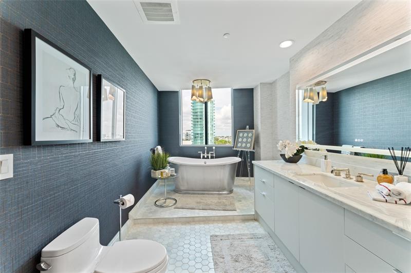 5959 Collins Avenue Miami Beach FL 33140