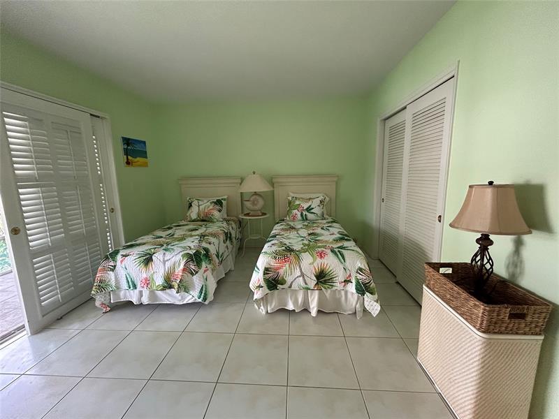 2050 NE 39th Street Lighthouse Point FL 33064