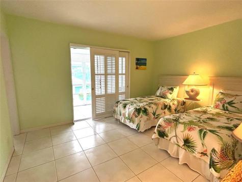 2050 NE 39th Street Lighthouse Point FL 33064