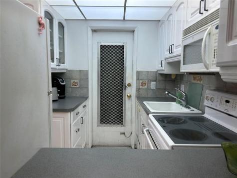 2050 NE 39th Street Lighthouse Point FL 33064