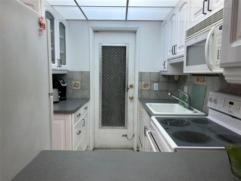 2050 NE 39th Street Lighthouse Point FL 33064