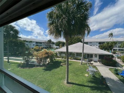 2050 NE 39th Street Lighthouse Point FL 33064