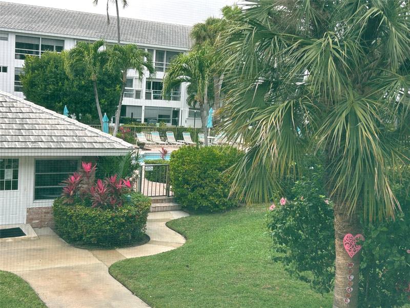 2050 NE 39th Street Lighthouse Point FL 33064