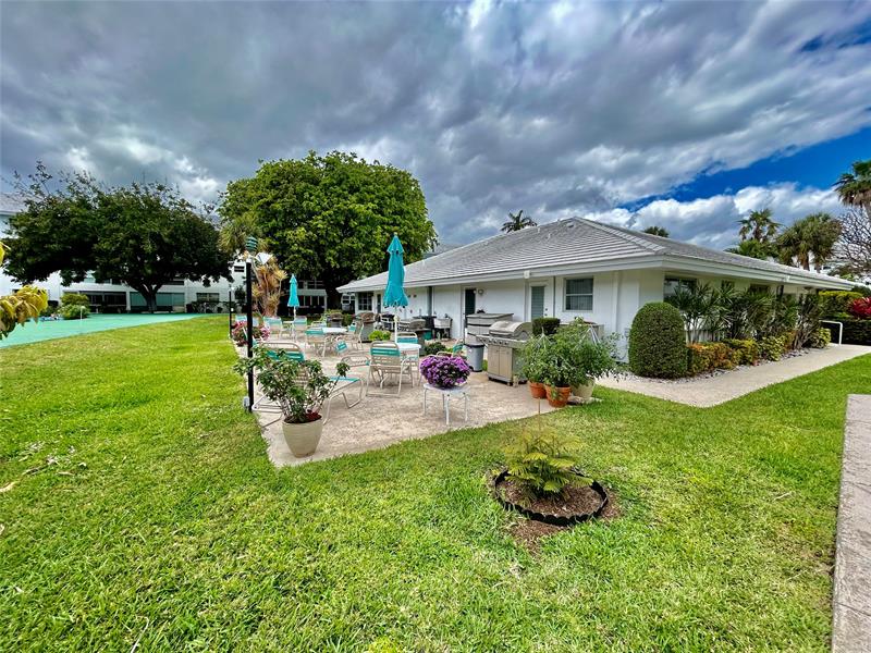 2050 NE 39th Street Lighthouse Point FL 33064