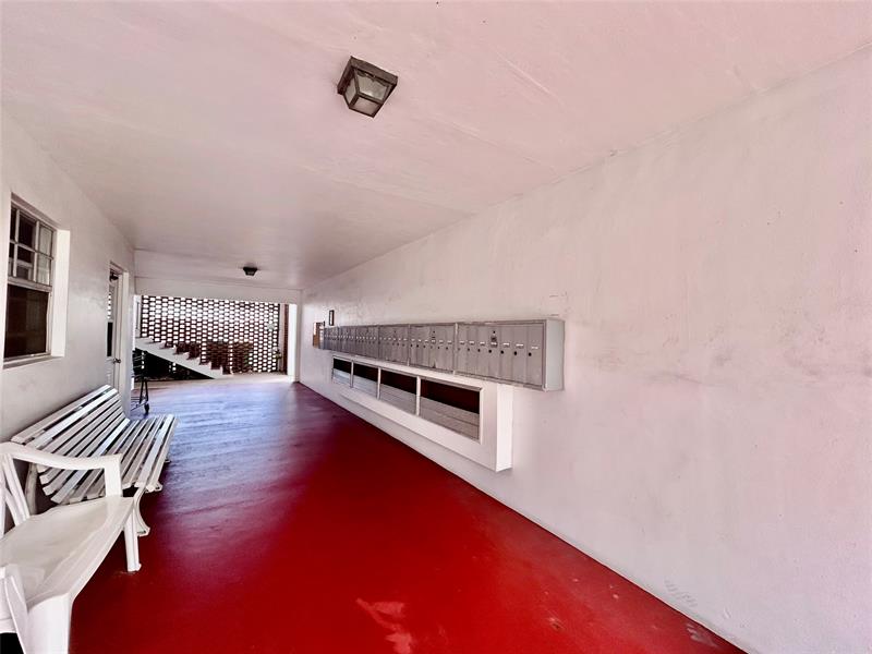 2050 NE 39th Street Lighthouse Point FL 33064