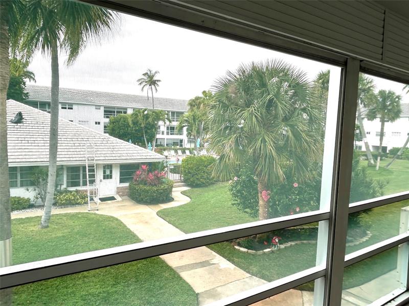 2050 NE 39th Street Lighthouse Point FL 33064