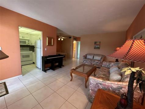 2050 NE 39th Street Lighthouse Point FL 33064