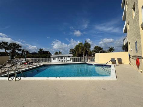 1200 Hibiscus Avenue Pompano Beach FL 33062