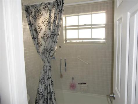 4401 NW 41 Street Lauderdale Lakes FL 33319