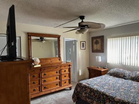 808 SE 7th Street Deerfield Beach FL 33441