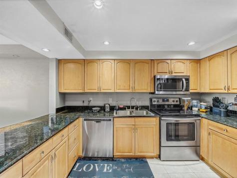 4500 N Federal Highway Lighthouse Point FL 33064