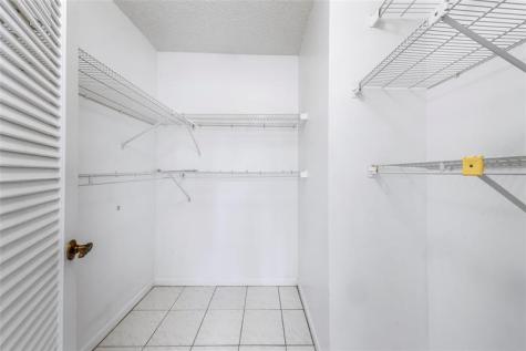 3150 W Rolling Hills Circle Davie FL 33328