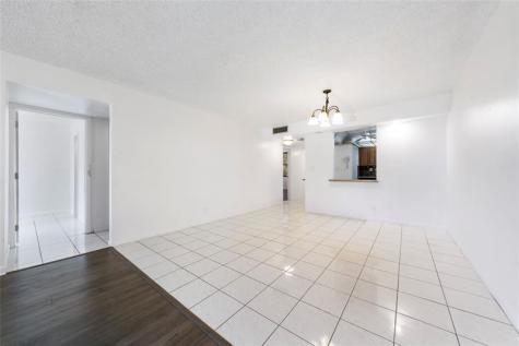 3150 W Rolling Hills Circle Davie FL 33328