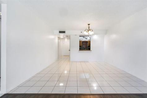 3150 W Rolling Hills Circle Davie FL 33328