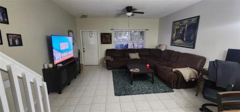 5602 NW 99th Way Coral Springs FL 33076